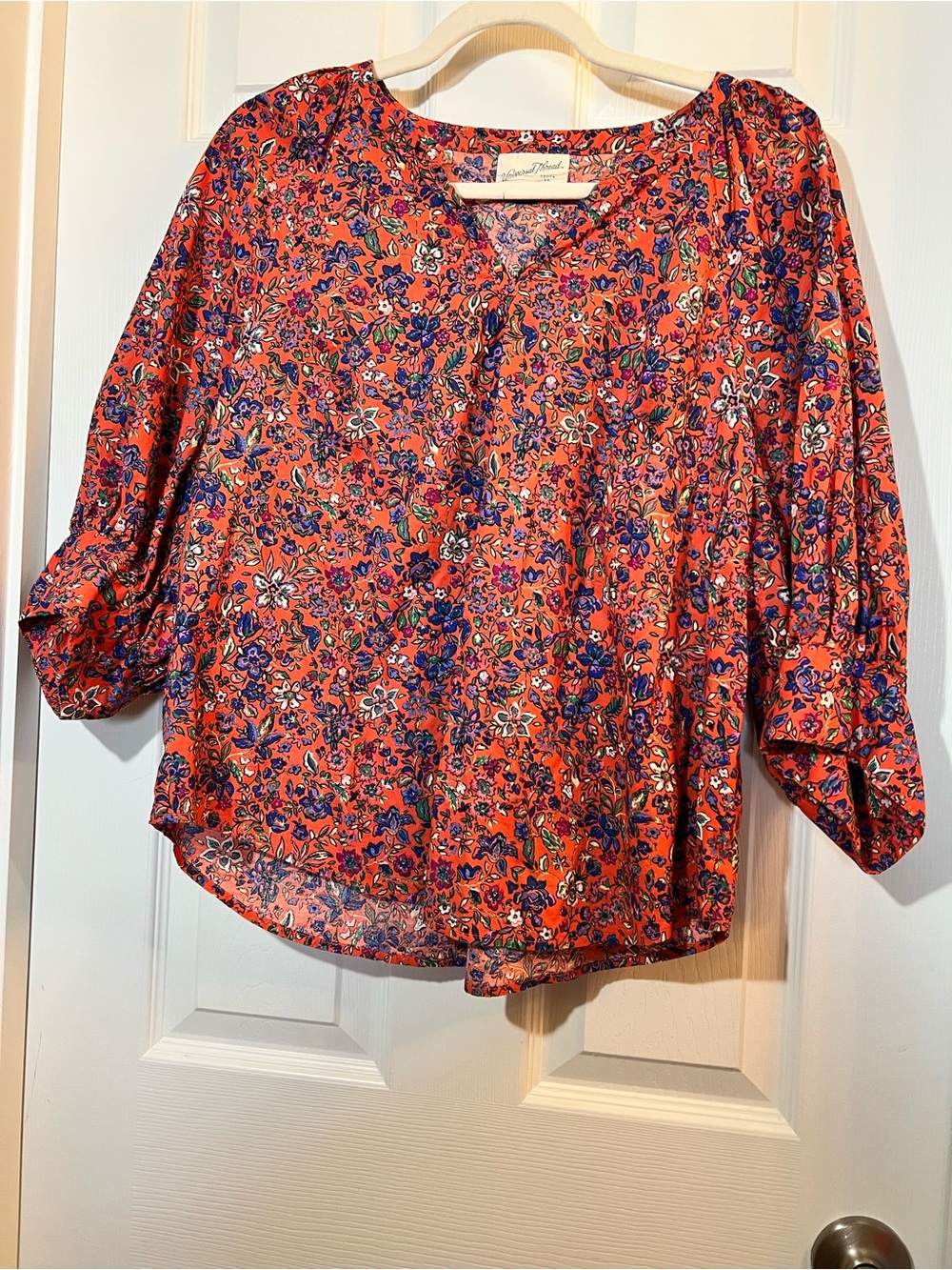 🦋 NWOT Universal Thread coral Floral V-Neck Puff Sleeve Blouse size xlarge